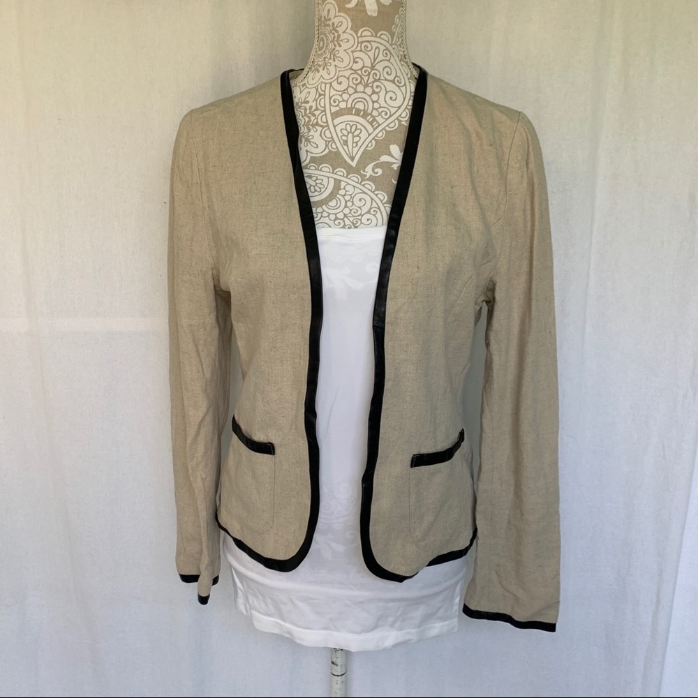 Tinley Road / Tan Linen Black Contrast Trim Jacket my1